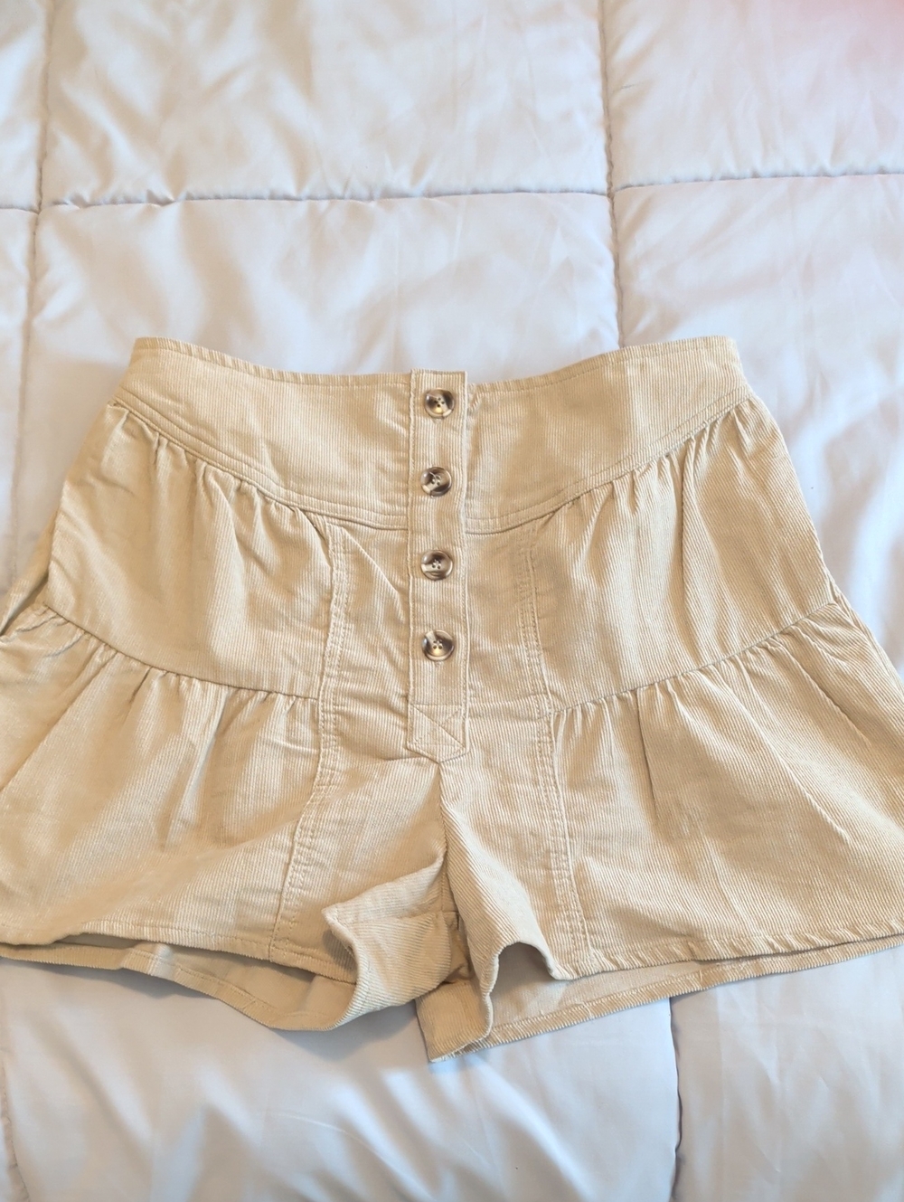 Beige Tiered Button-Front Women’s Shorts